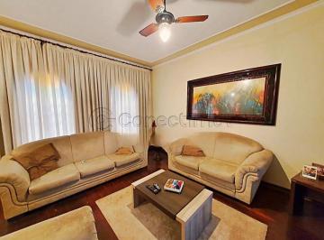 Casa · 300m² · 4 Quartos · 3 Vagas · Casa para venda em Jardim América de 300.00m² com 4 Quartos, 2 Suites e 3 Garagens