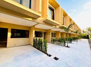 Casa · 85m² · 2 Quartos · 1 Vaga · Sobrado em Condomínio à Venda na Praia da Enseada no Guarujá – R$ 448.000 / Q...