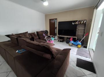 Casa · 306m² · 4 Quartos · Sobrado para venda em Jardim Ipê de 306.00m² com 4 Quartos e 1 Suite