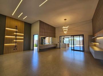 Casa · 240m² · 3 Quartos · 2 Vagas · Casa de Condomínio para venda em Fazenda Santa Lúcia de 240.00m² com 3 Quartos, 3 Suites e 2 Garagen