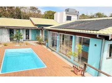 Casa · 360m² · 3 Quartos · 3 Vagas · Casa para venda em Costa Azul I de 360.00m² com 3 Quartos, 3 Suites e 3 Garagens