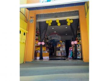 Comercial · 90m² · Sala Comercial para alugar em Centro de 90.00m²