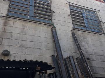 Comercial , Santo André · Galpão / Depósito / Armazém para alugar em Santa Terezinha de 160.00m² com 2 Garagens