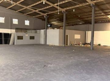Comercial · 900m² · 4 Vagas · Galpão / Depósito / Armazém para alugar em Jardim Motorama de 900.00m² com 4 Garagens