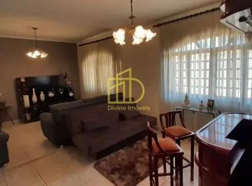 Casa de 4 quartos, Sorocaba · Casa para venda em Jardim Simus de 297.00m² com 4 Quartos, 2 Suites e 4 Garagens