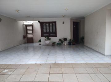 Casa · 321m² · 3 Quartos · 4 Vagas · Sobrado para venda em Jardim Marco Leite de 321.00m² com 3 Quartos, 1 Suite e 4 Garagens