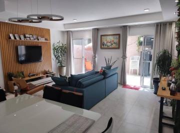 Casa · 165m² · 4 Quartos · Casa para venda em Vila Mogilar de 165.00m² com 4 Quartos e 2 Suites