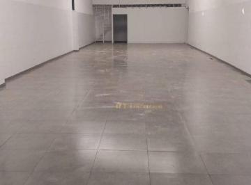 Comercial · 220m² · 6 Vagas · Galpão / Depósito / Armazém para alugar em Jardim San Marino de 220.00m² com 6 Garagens