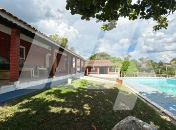 Terreno · 214m² · 1 Quarto · Chácara para venda em Floresta Escura de 214.00m² com 1 Quarto e 3 Suites