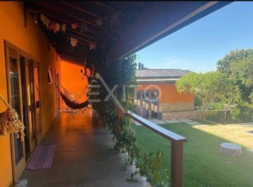 Casa · 365m² · 3 Quartos · 6 Vagas · Casa para venda em Medeiros de 365.00m² com 3 Quartos, 1 Suite e 6 Garagens