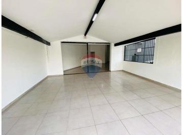 Comercial · 200m² · Imóvel Comercial para alugar em Cidade Satélite de 200.00m²