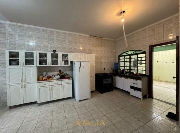 Casa · 186m² · 3 Quartos · 2 Vagas · Casa para venda em Jardim Regina de 186.12m² com 3 Quartos e 2 Garagens