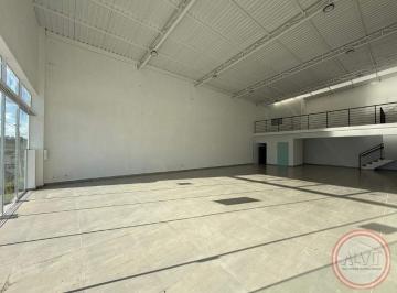 Comercial · 248m² · 3 Vagas · Galpão / Depósito / Armazém para alugar em Jardim Serra Dourada de 248.00m² com 3 Garagens