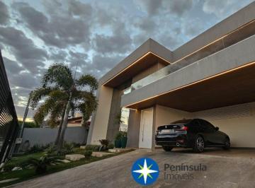 Casa de 5 quartos, Brasília · Qi 4 - luxo e sofisticação. 4 suítes.