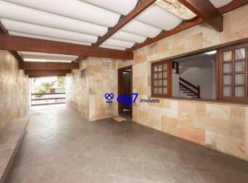 Casa · 340m² · 4 Quartos · 7 Vagas · Belíssimo Sobrado de 340 m² com Suíte Master e 7 Vagas