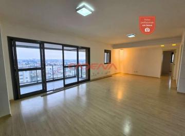 Apartamento · 134m² · 3 Quartos · 2 Vagas · Apartamento com 3 suítes e 2 vagas para aluguel no Batel