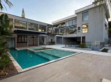 Casa · 1050m² · 5 Quartos · 2 Vagas · Casa de Condomínio para venda em Residencial Das Estrelas de 1050.00m² com 5 Quartos, 4 Suites e 2 G