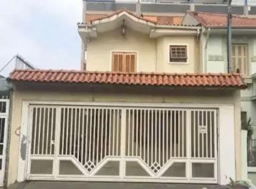 Comercial · 300m² · 3 Vagas · Casa comercial na Rua Redenção, 399 • 300 m²