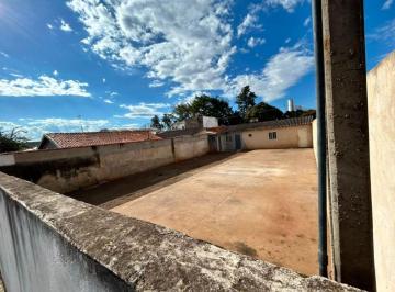 Casa · 70m² · 1 Quarto · 4 Vagas · Casa para venda em Santa Rita De Cassia de 70.00m² com 1 Quarto e 4 Garagens