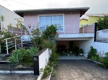 Casa · 250m² · 4 Quartos · Casa para alugar em Condomínio Aruã Brisas de 250.00m² com 4 Quartos e 3 Suites