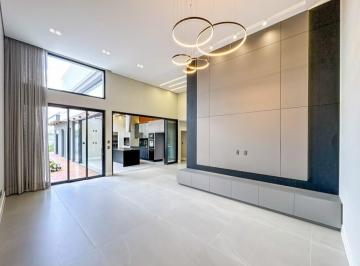 Casa · 267m² · 3 Quartos · 3 Vagas · Casa de Condomínio para venda em Condomínio Villa Dos Pinheiros de 267.00m² com 3 Quartos, 3 Suites