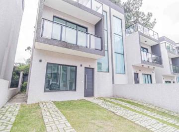 Casa de 3 quartos, Cotia · Casa para venda em Granja Viana com 3 quartos, sendo 3 suítes, 153m²
