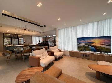 Casa · 417m² · 3 Quartos · 3 Vagas · Casa de altíssimo padrão com 3 suítes, piscina e cinema em condomínio fechado no bairro Carneiros em