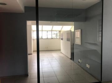 Comercial , Belo Horizonte · Sala ampla em ótimo ponto no Bairro Serra
