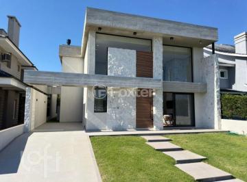 b6ae2a5f · Casa em Condomínio, 5 dormitórios, 250 m², em Zona Nova