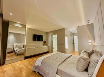 Apartamento · 450m² · 5 Quartos · 2 Vagas · Sobrado mobiliado e decorado com 05 suítes e piscina em concreto