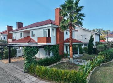 Apartamento · 147m² · 3 Quartos · 1 Vaga · CASA À VENDA