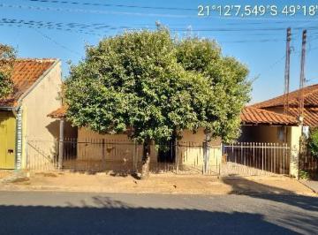 img0 · Oferta imperdível — Casa no Cdhu, Urupes - SP, Nº 70, 2 quartos, 1 vaga, 171,81m² | Venda Online