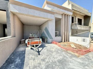Casa de 3 quartos, Itapetininga · Casa com 3 quartos à venda, 120 m² por R$ 720.000 - Condomínio Lago dos Ipês - Itapetininga/SP