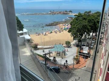 Foto 01 · Apartamento 3 quartos à venda de frente para o Mar das Castanheiras, Centro de Guarapari-ES.