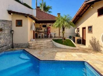 Casa de 3 quartos, Cotia · Cond. Residence Plaza - 3 dormitórios senso 1 suíte. Ótima casa, lareira, piscina e gourmet!