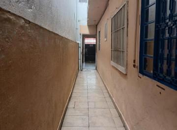 cad18c9c-2271-48bd-8fe6-b1f173fa282c.jpg · Casa com 4 dormitórios próximo à praia no bairro Nova Itanhaém