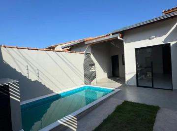 7b7245e1-cee6-4653-8c36-e8b252b09215.jpg · Casa com 2 dormitórios próximo à praia no bairro Tupi