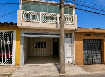 Casa de 3 quartos, São Paulo · LINDO SOBRADO 200M² COM 3 DORMS (1 SUÍTE), CHURRASQUEIRA, QUINTAL, 2 VAGAS COBERTAS E ACEITA FINANCI