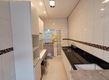 Casa · 190m² · 4 Quartos · 2 Vagas · Casa com 300 m² de terreno | 4 dormitórios | Edícula | Escritório | 600 m do Met