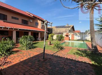 Casa · 340m² · 3 Quartos · 4 Vagas · Sobrado em Carandá Bosque - Campo Grande