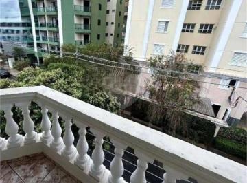 Imagem Principal · Apartamento no 3º andar com sacada e vista para rua com 2 dormitórios