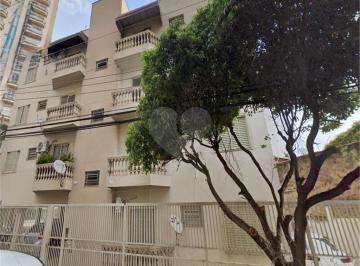 Imagem Principal · Apartamento no 3º andar com sacada e vista para rua com 2 dormitórios