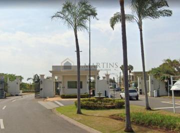 Casa · 413m² · 4 Quartos · 2 Vagas · Casa de Condomínio 4 suítes, sendo uma suíte Master no Térreo e 3 suítes no piso
