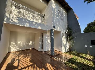 Casa · 179m² · 4 Quartos · 1 Vaga · LOCAÇÃO | Sobrado, com 4 dormitórios em JARDIM IMPERIAL II, MARINGA