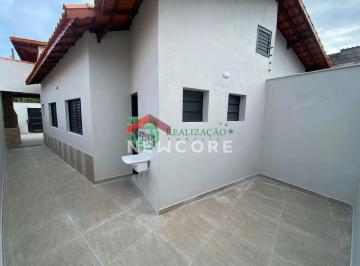 Casa · 70m² · 3 Quartos · 2 Vagas · Casa em Rua Orlando Ramalho - Plataforma - Mongaguá/SP