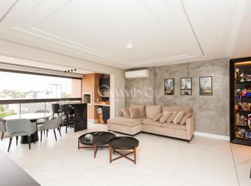 1 · Apartamento com 2 quartos, sendo 1 suíte com closet e 2 vagas no Água Verde