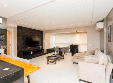1 · Apartamento com 2 quartos, sendo 1 suíte com closet e 2 vagas no Água Verde