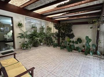 e1399396-0087-4c68-8a0f-24b1b18e77ca · Casa para venda em Brooklin Paulista com 3 quartos, sendo 1 suíte, 126m²