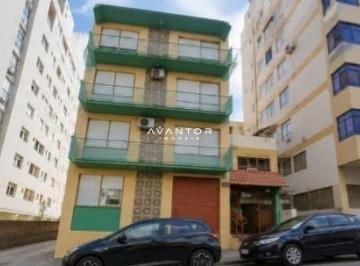 Apartamento · 112m² · 3 Quartos · Apartamento de 3 dormitórios, semimobiliado no centro de Santa Maria.