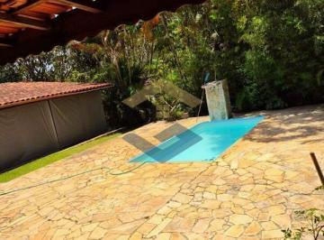Terreno · 1550m² · 2 Quartos · 5 Vagas · Chácara para venda em Ivoturucaia de 1550.00m² com 2 Quartos, 1 Suite e 5 Garagens